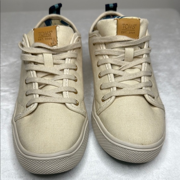 TOMS Size 7.5 UNISEX SHOES Cream Canvas Sneakers - Picture 3 of 11